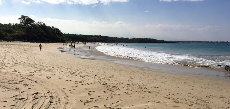 Hapuna Beach as seen from its northern end, near Hapuna Beach Resort