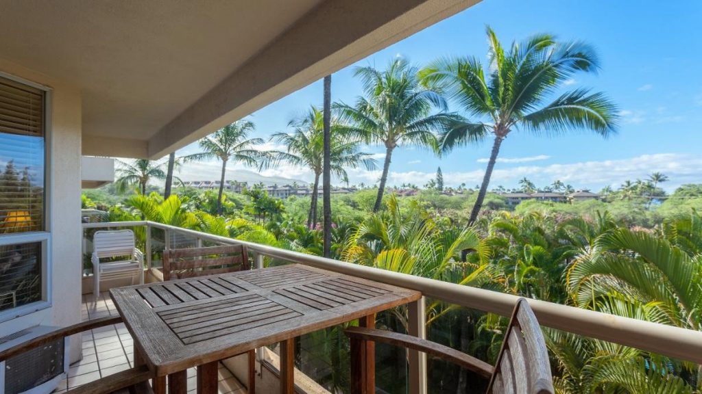 Condo G-307 in Maui Banyan - View from the balcony