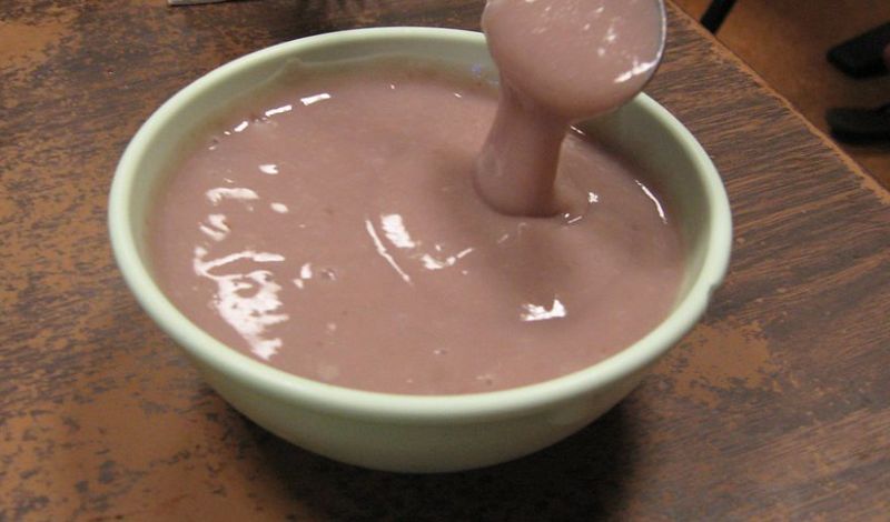 A bowl of Poi: made from the underground plant stem or corm of the taro plant