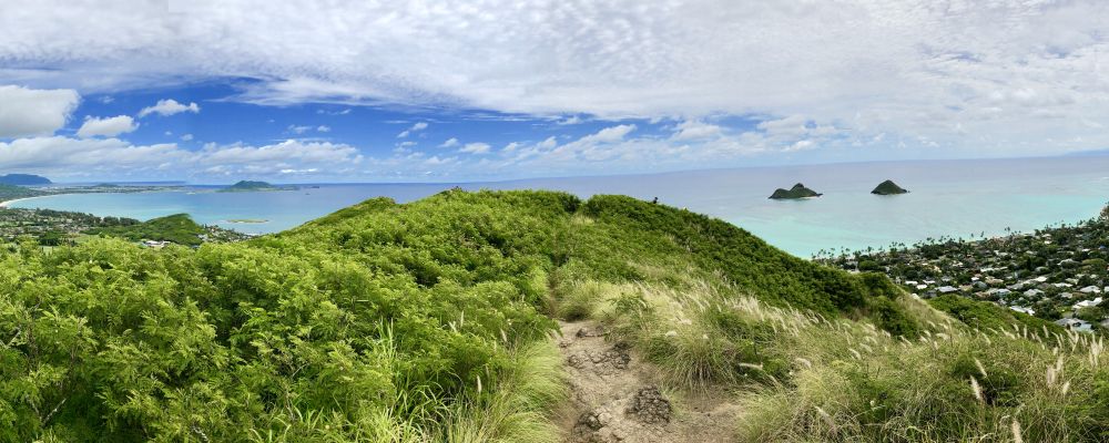 Picturesque views of Oahu’s windward side from Lanikai Pillbox Hike