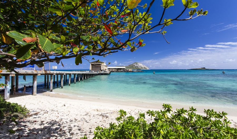 Makai Research Pier on Oahu's south-east corner is a test site for underwater equipment; in Jurassic World 2015 movie it was filed as the theme park’s lavish port