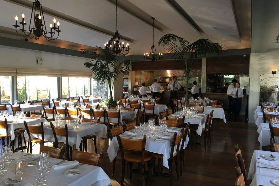 Merriman's Waimea Restaurant - the dining hall