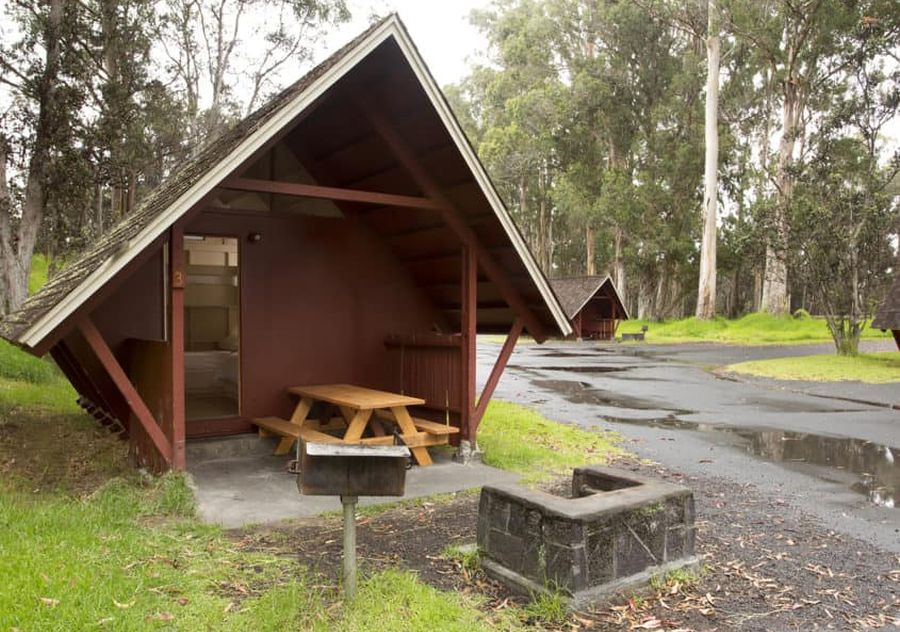 A cabin at Namakanipaio Campground