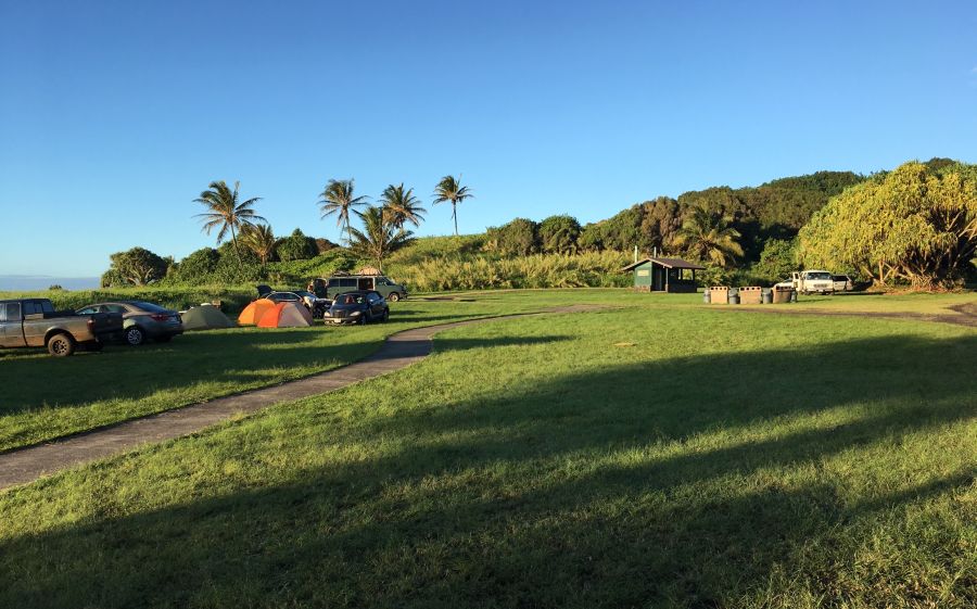 Pipiwai Trail, Maui - parking.