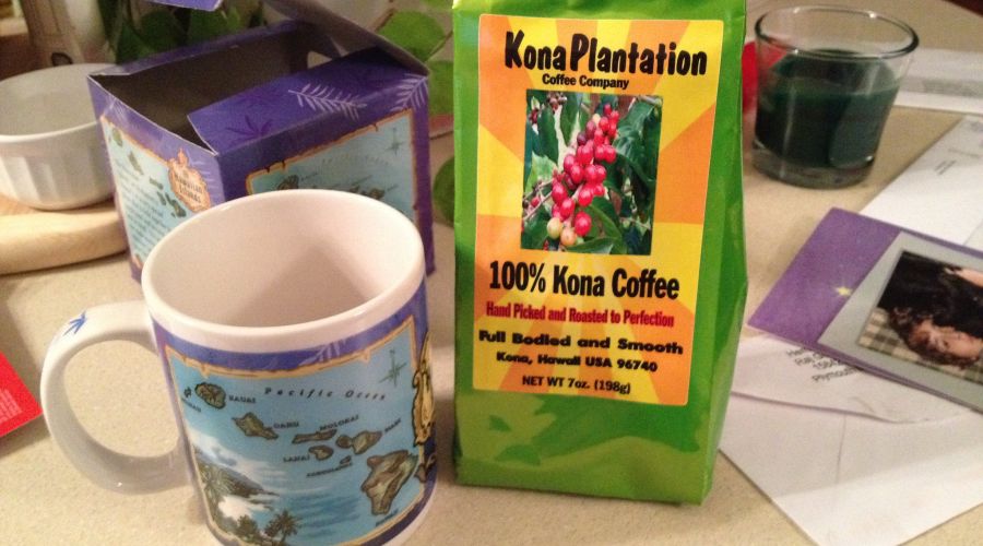 The label on the package must say 100% Kona Coffee.
