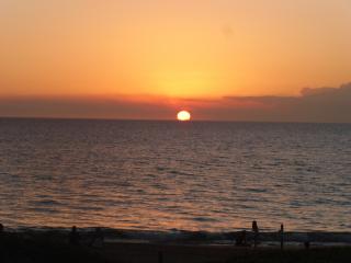 Beautiful daily sunsets viewable from Kamaole II Beach