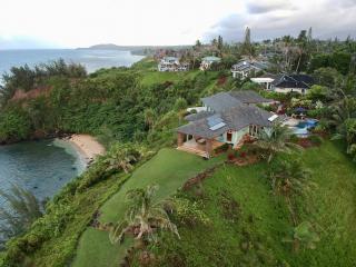 SeaLodge Beach Directly Below - 15 minute walk