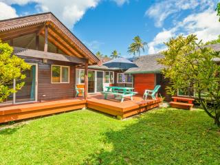 Affordable Beach House Just Steps to the Beach Kids Welcome TVNC#1058: Back deck