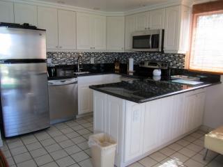 Upgraded kitchen with granite counters and all new appliances